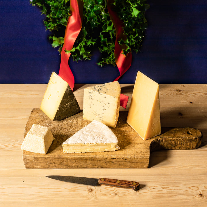 Neal's Yard Dairy Christmas Selection Medium